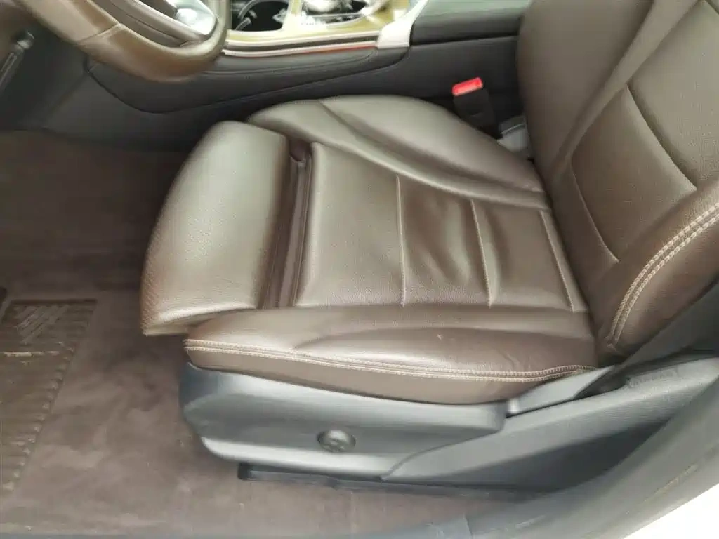 Mercedes-Benz Mercedes-Benz GLC Coupe 2019 GLC 260 4MATIC Coupe SUV