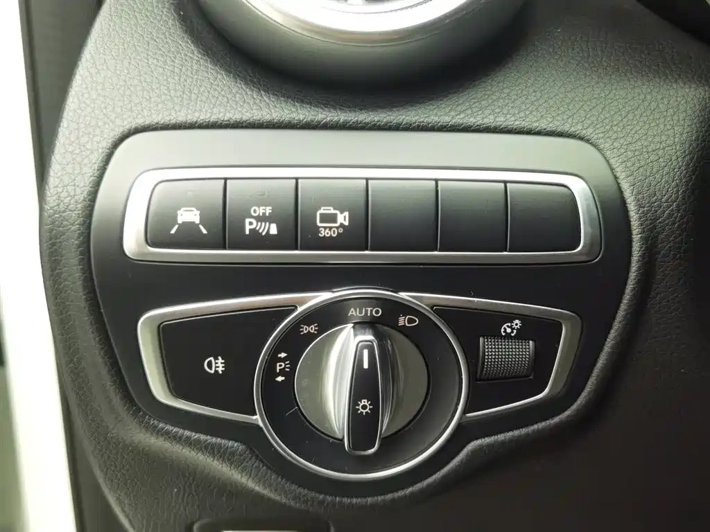 Mercedes-Benz Mercedes-Benz GLC Coupe 2019 GLC 260 4MATIC Coupe SUV