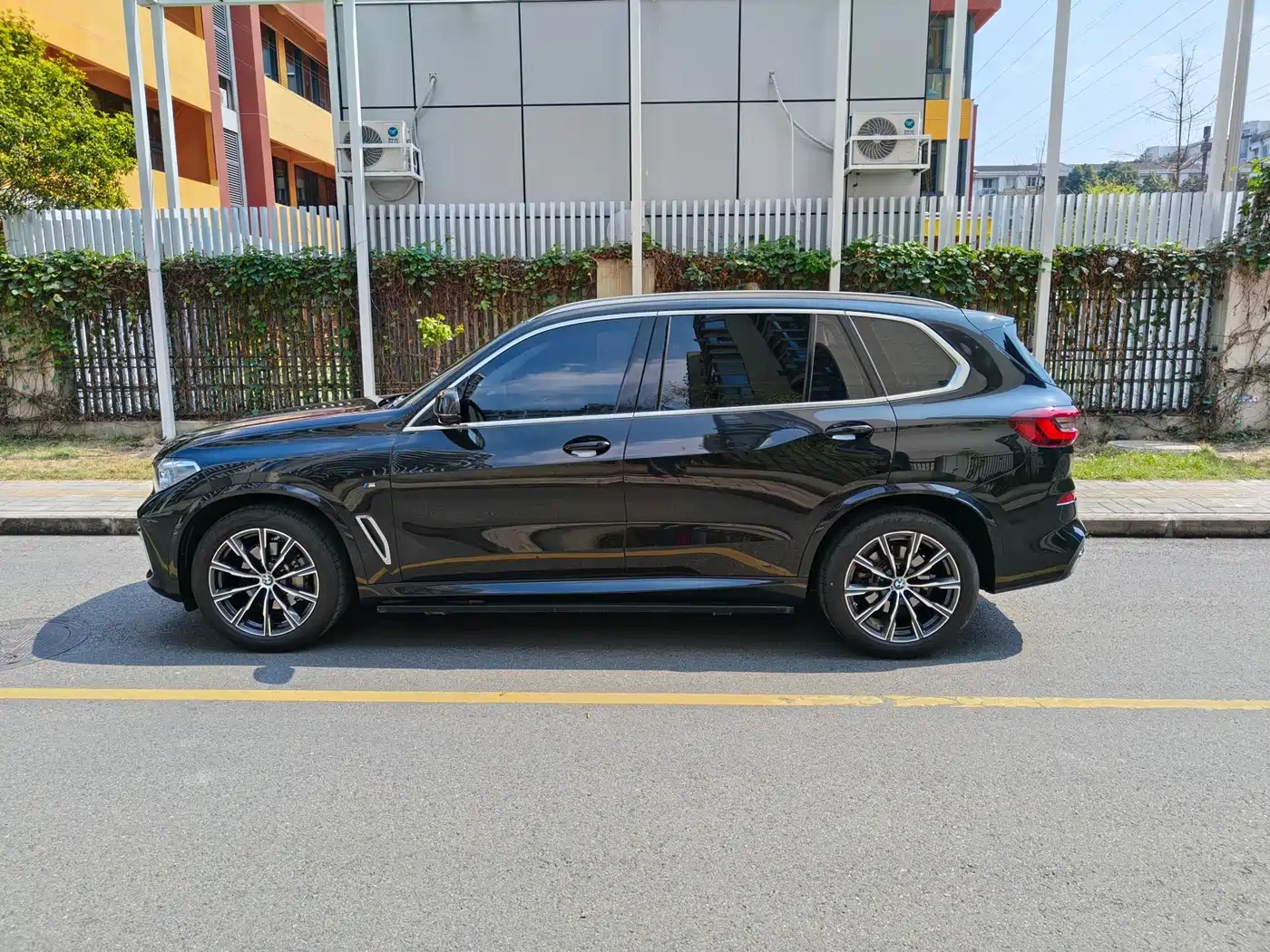 BMW BMW X5 2022 Facelift xDrive 30Li Premium M Sport Package