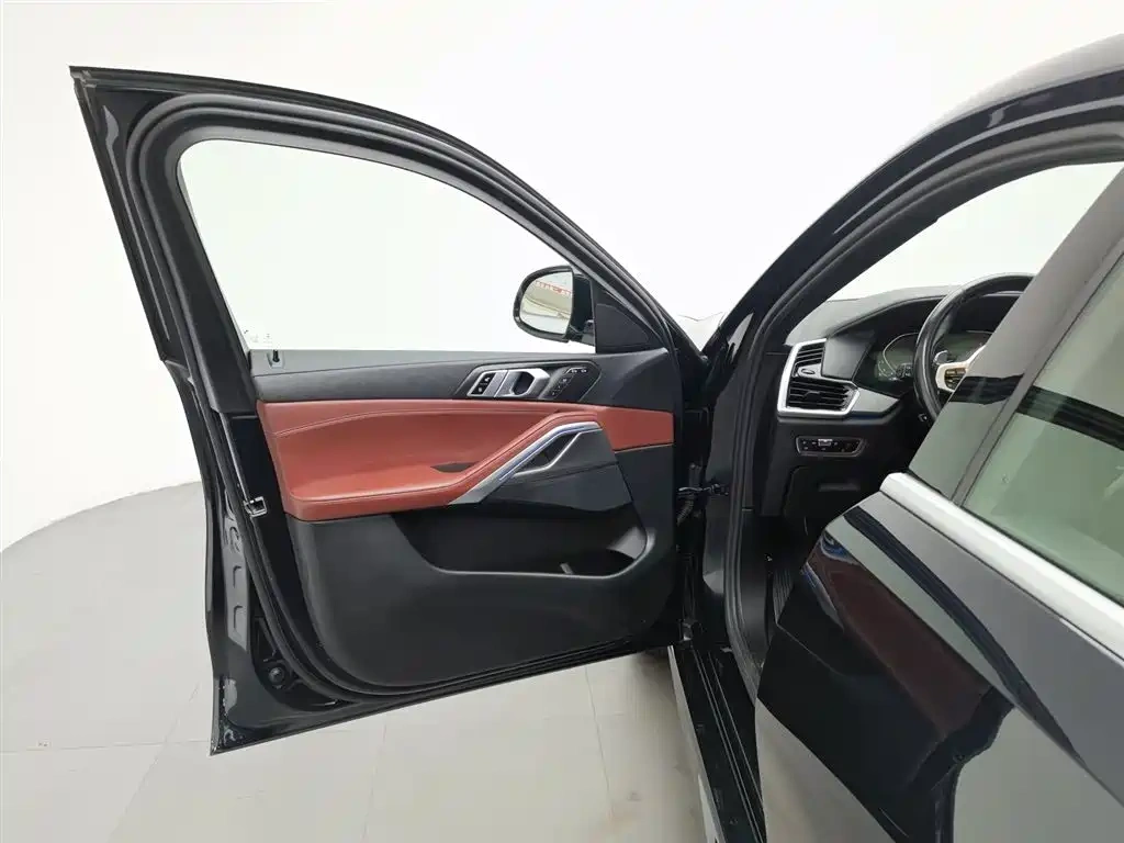 BMW BMW X6 2021 xDrive30i M Sport Package