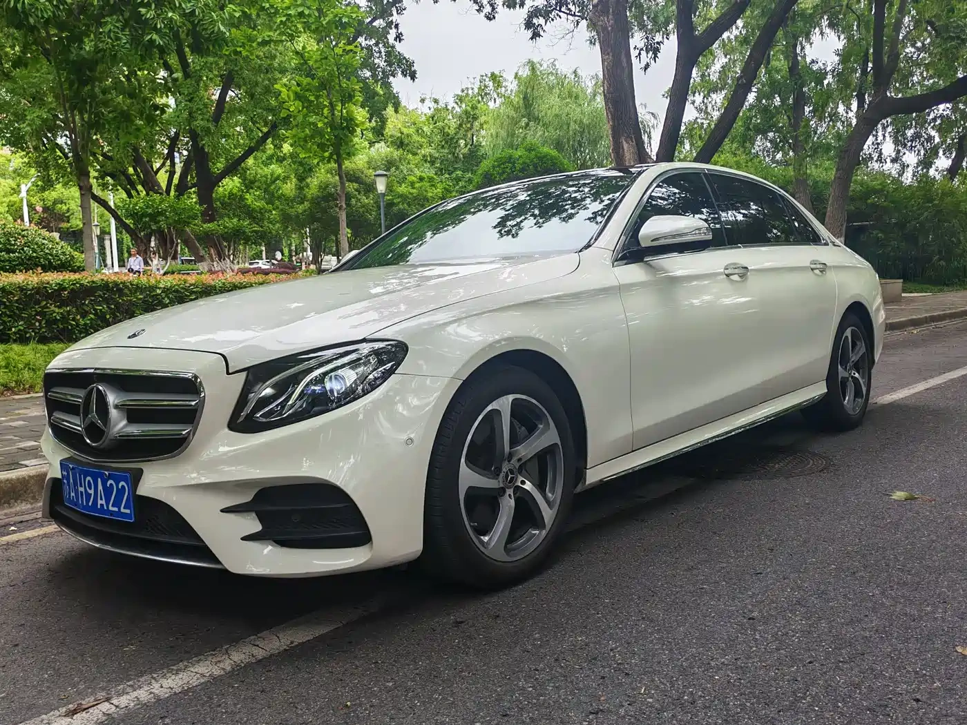 Mercedes-Benz Mercedes-Benz E-Class 2019 Facelift E 300 L Sport Fashion