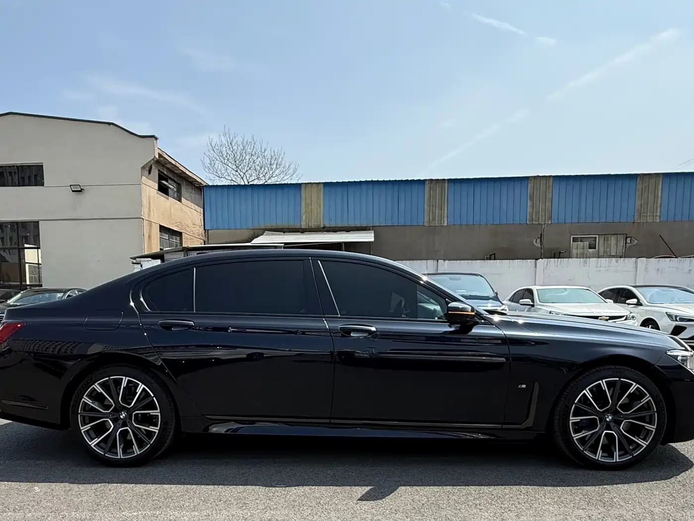 BMW BMW 7 Series 2022 740Li Exclusive M Sport Package