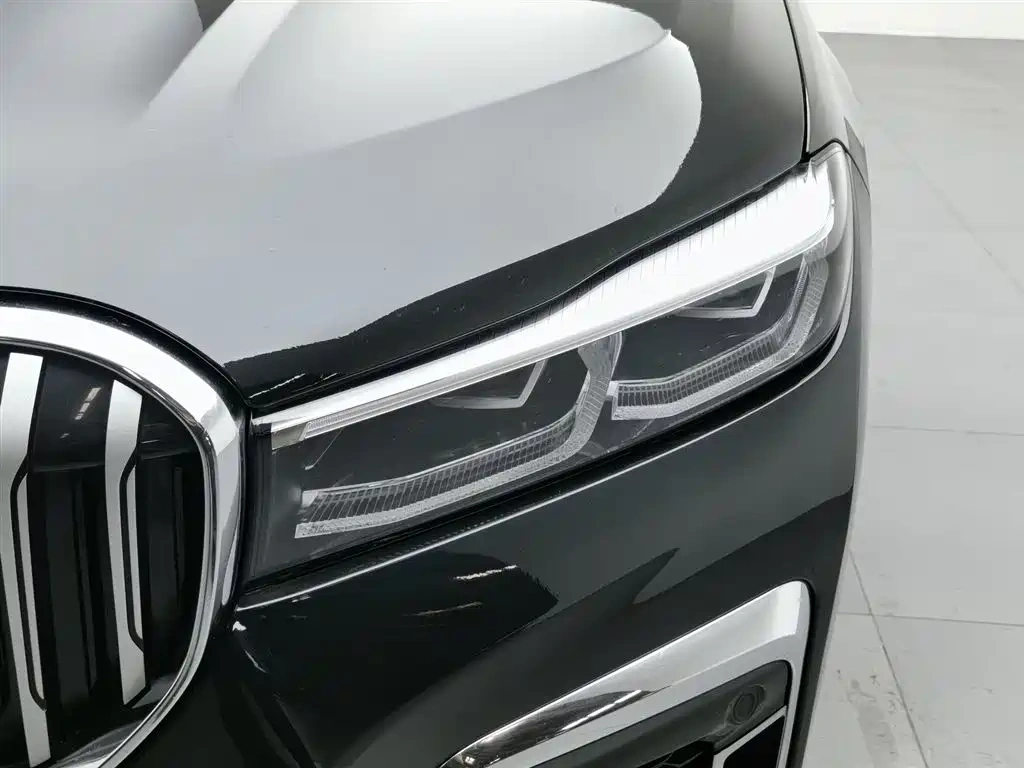 BMW BMW 7 Series 2021 Model 740Li Leading M Sport Package