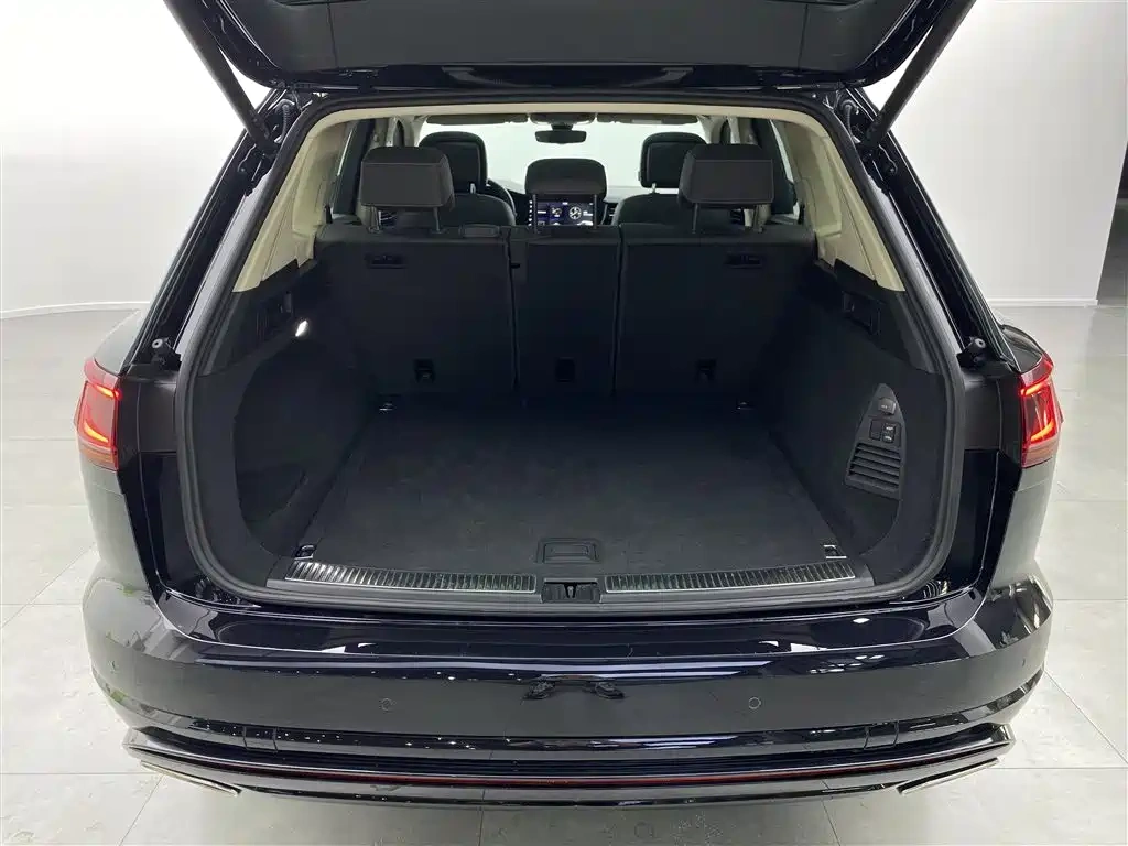 Volkswagen Touareg 2022 3.0TSI Rui Xiang Edition Classic Sport Package