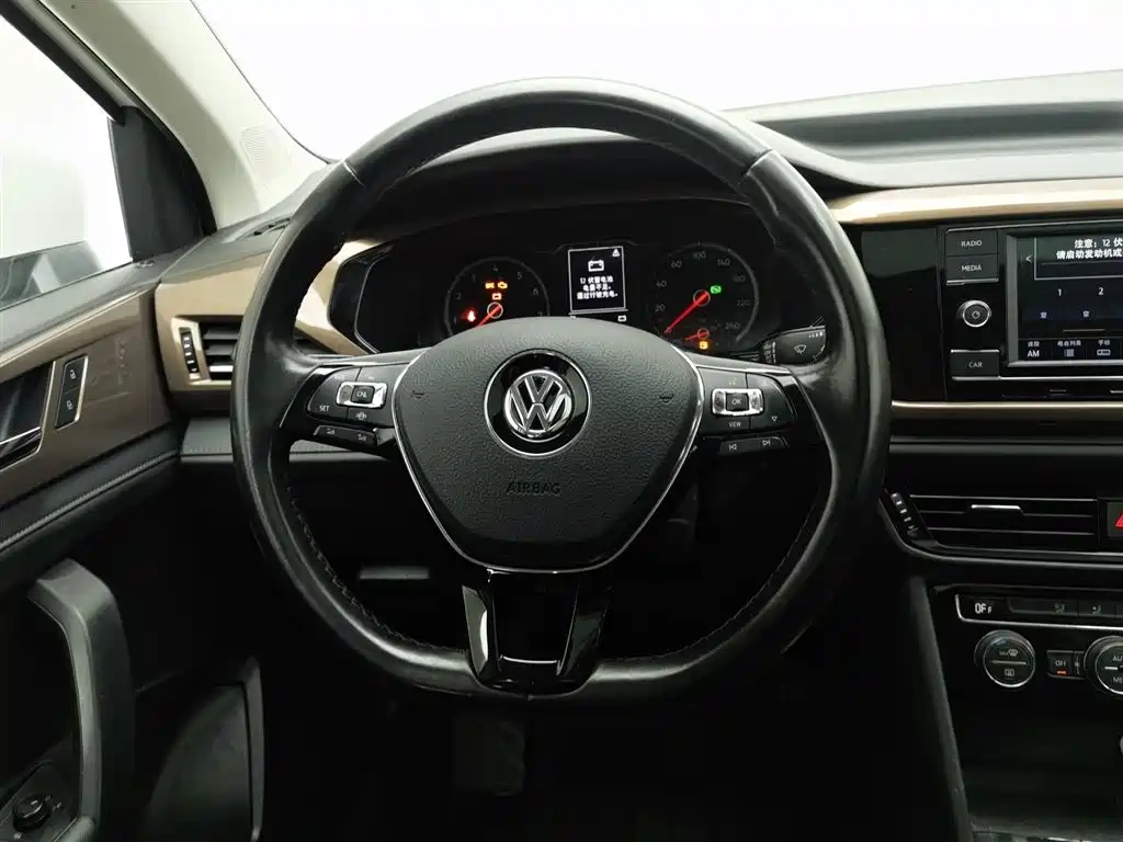 Volkswagen Tharu 2020 280TSI 2WD Comfort Edition China VI