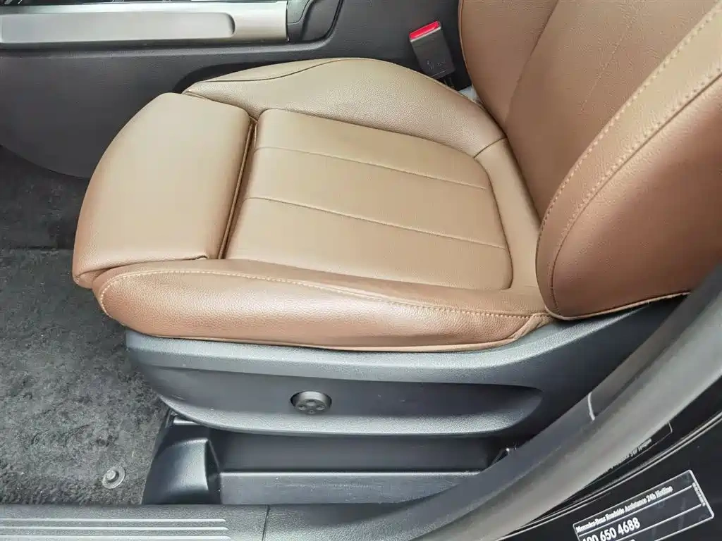 Mercedes-Benz Mercedes-Benz GLB 2024 GLB 200 Dynamic