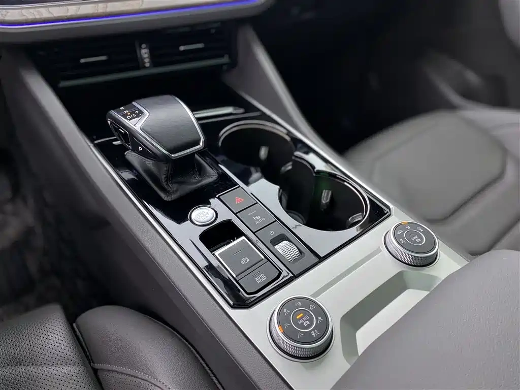 Volkswagen Touareg 2022 3.0TSI Rui Xiang Edition Classic Sport Package
