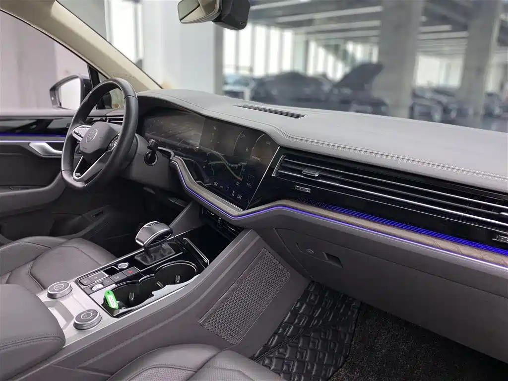 Volkswagen Touareg 2022 3.0TSI Rui Xiang Edition Classic Sport Package