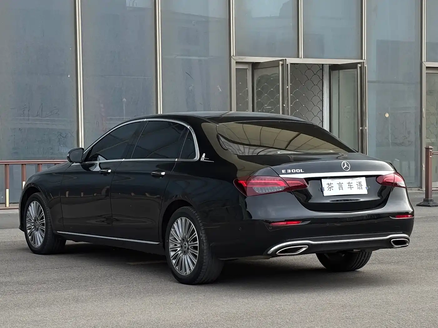 Mercedes-Benz Mercedes-Benz E-Class 2022 Facelift E 300 L Luxury Style