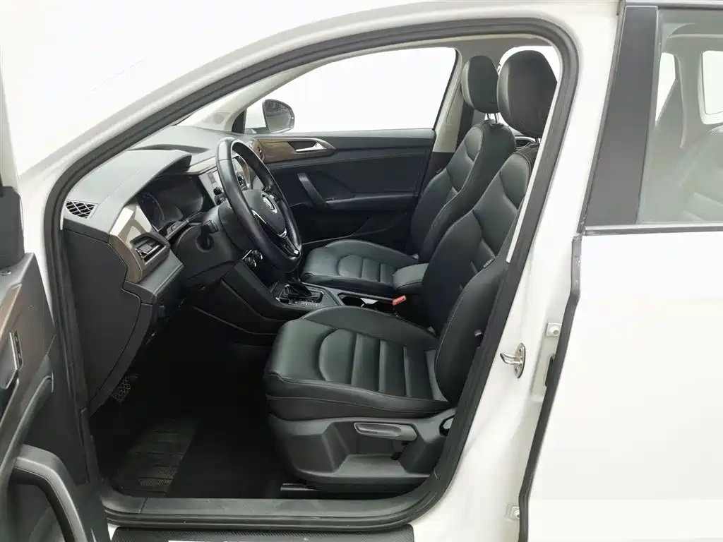 Volkswagen Tharu 2020 280TSI 2WD Comfort Edition China VI