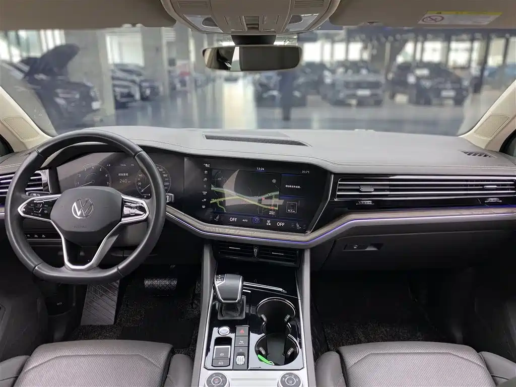 Volkswagen Touareg 2022 3.0TSI Rui Xiang Edition Classic Sport Package