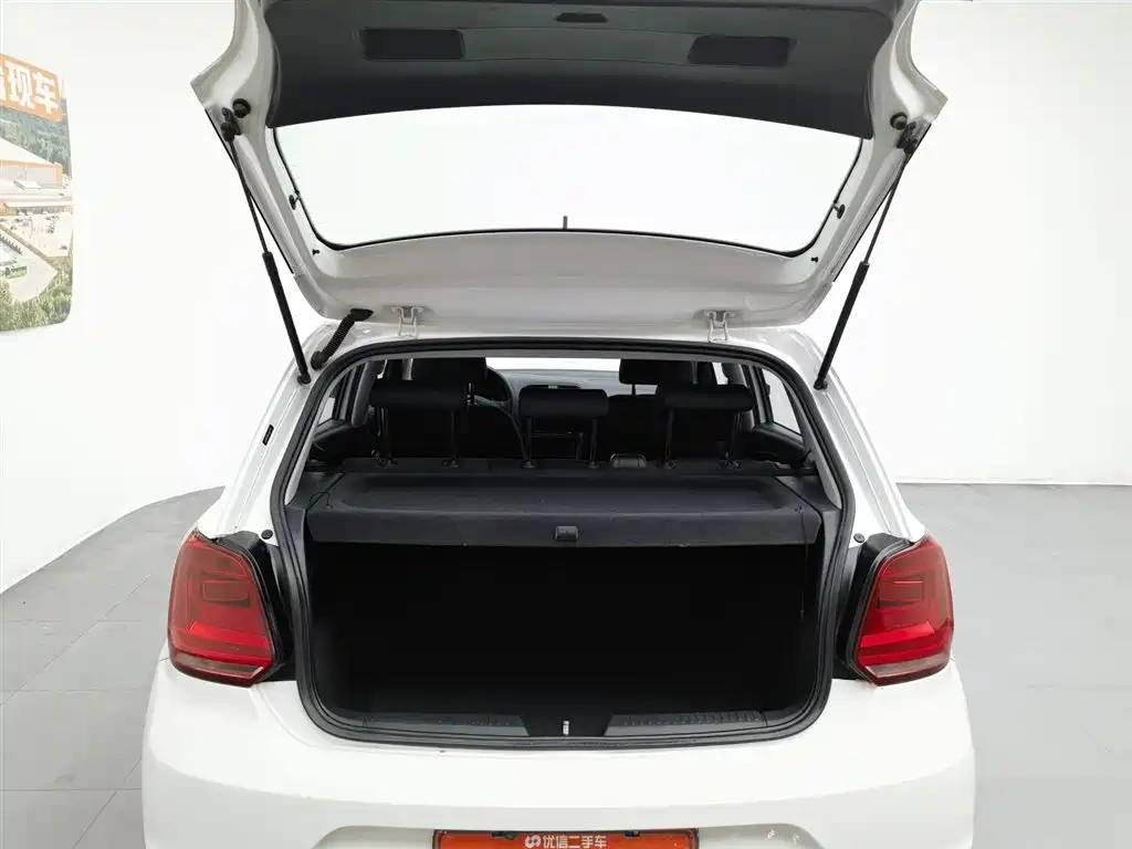 Volkswagen Polo 2016 1.4L Automatic Trend
