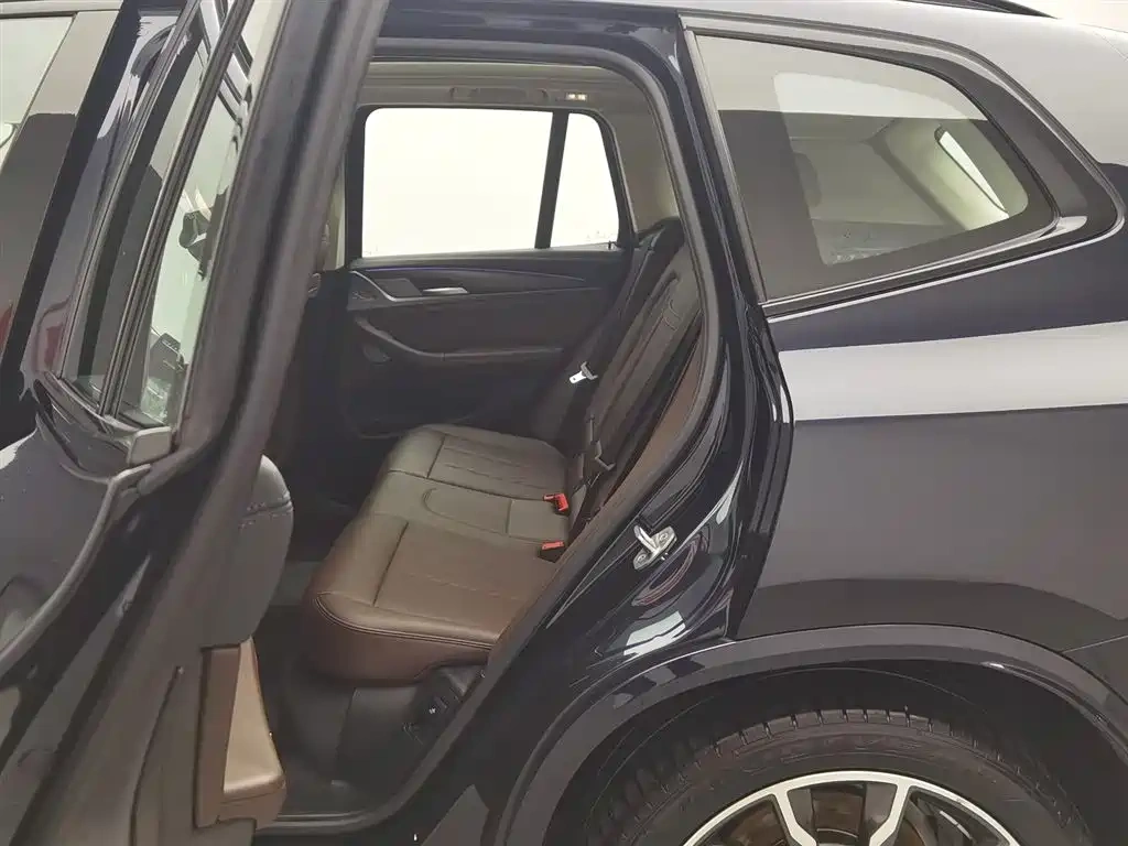 BMW BMW X3 2022 Facelift xDrive30i Leading M Shadow Edition