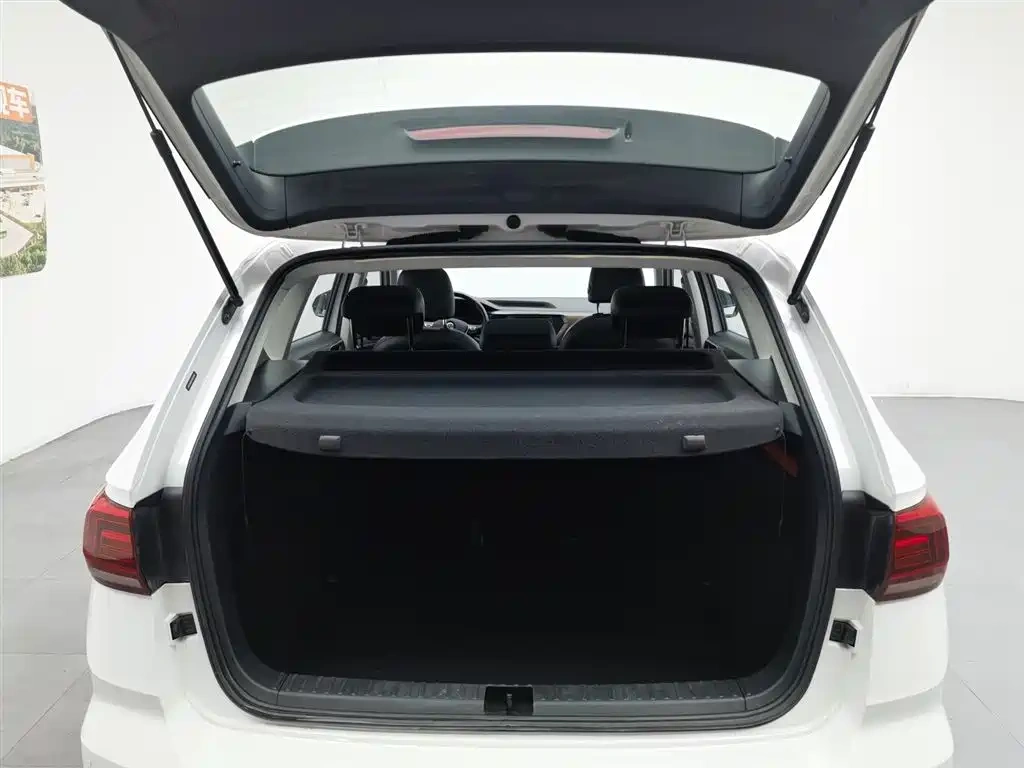 Volkswagen Tharu 2020 280TSI 2WD Comfort Edition China VI