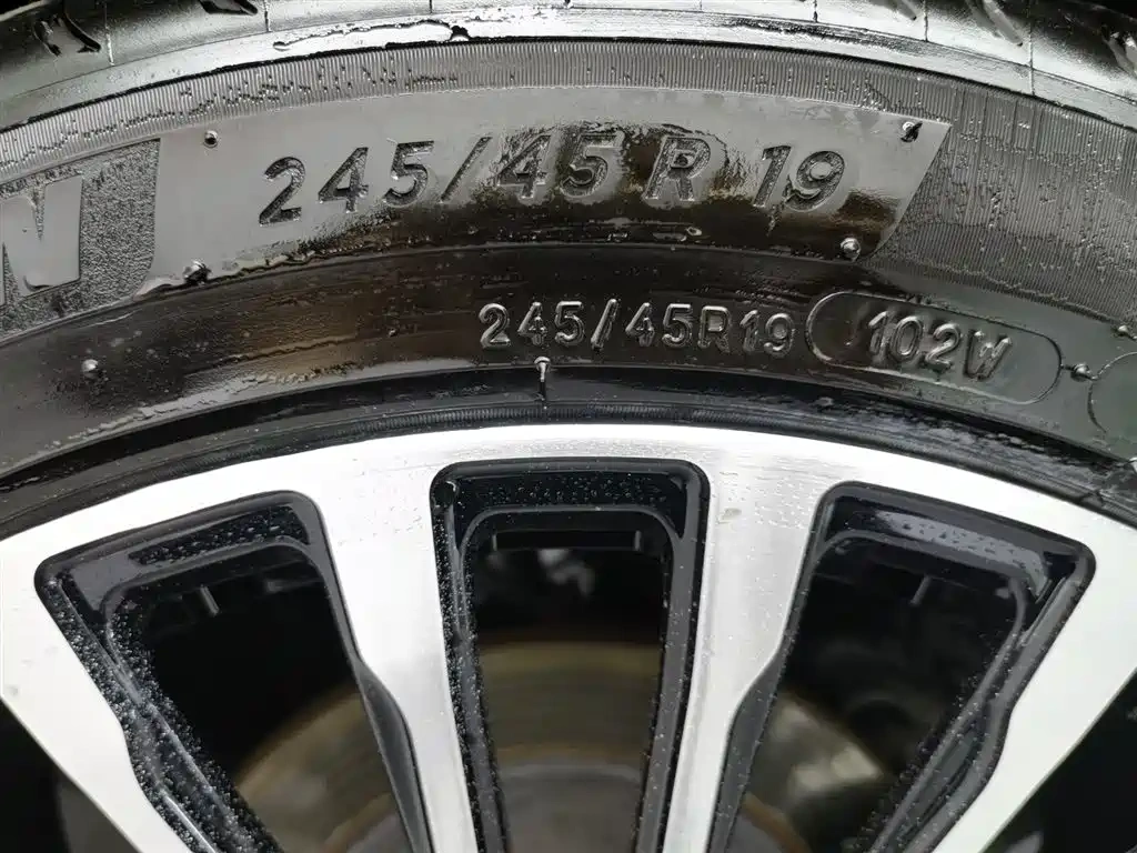Mercedes-Benz Mercedes-Benz V-Class 2021 V 260 L Long Wheelbase Luxury Edition
