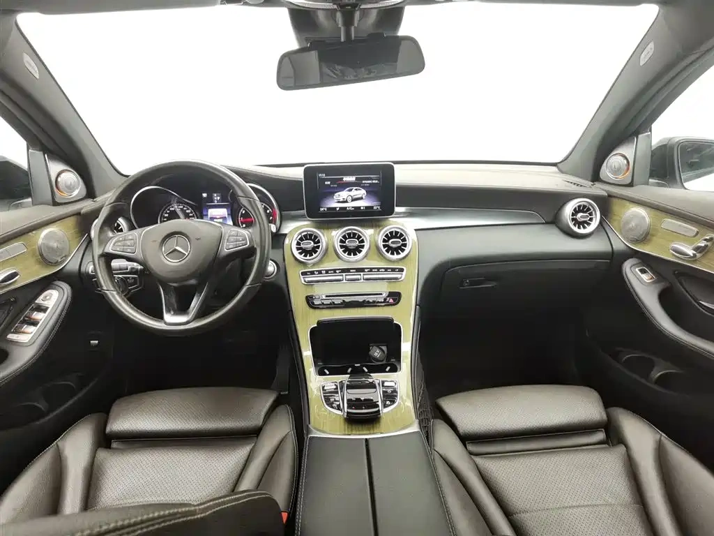 Mercedes-Benz Mercedes-Benz GLC Coupe 2019 GLC 260 4MATIC Coupe SUV