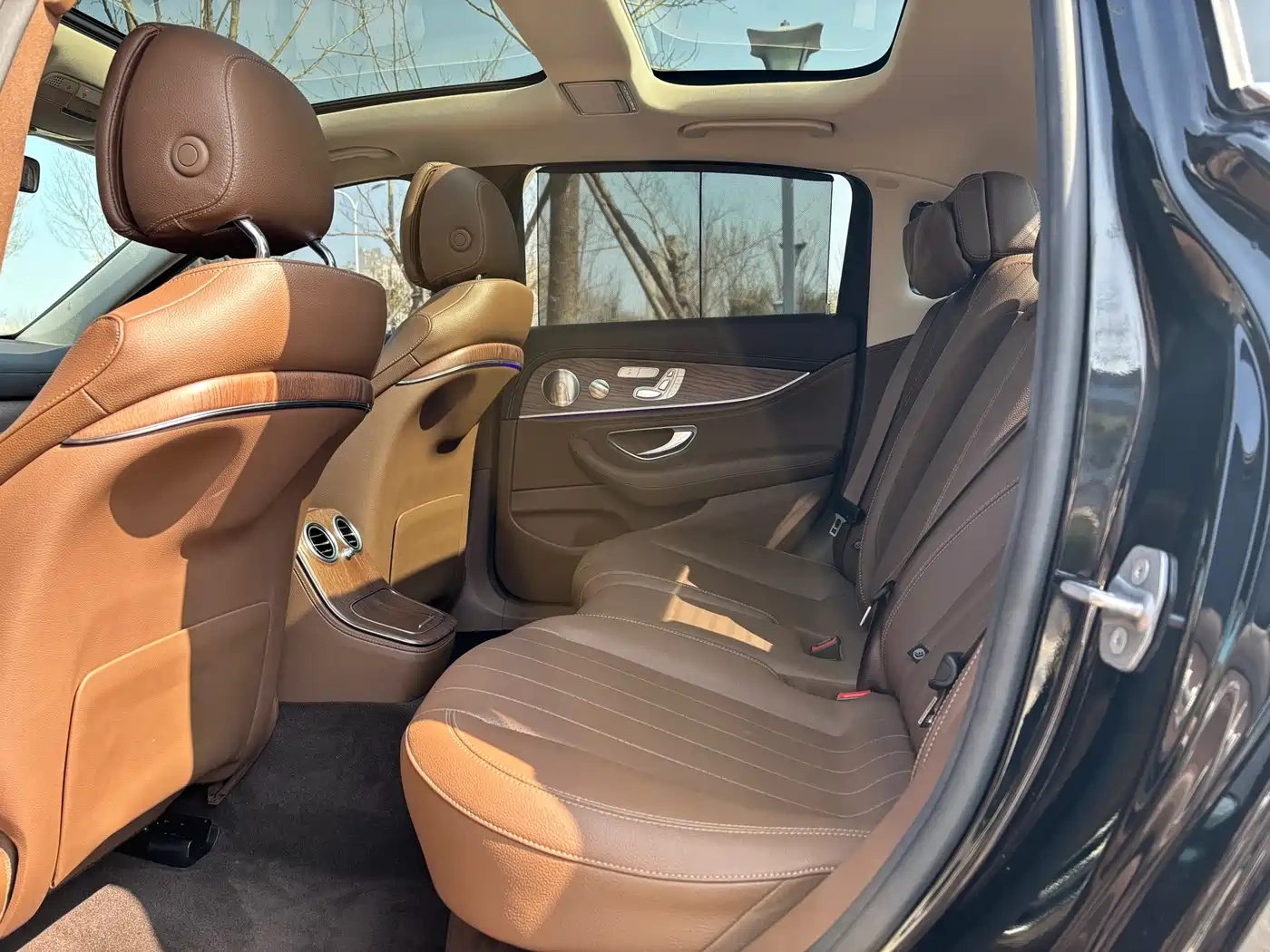 Mercedes-Benz Mercedes-Benz E-Class 2022 Facelift E 300 L Luxury Style