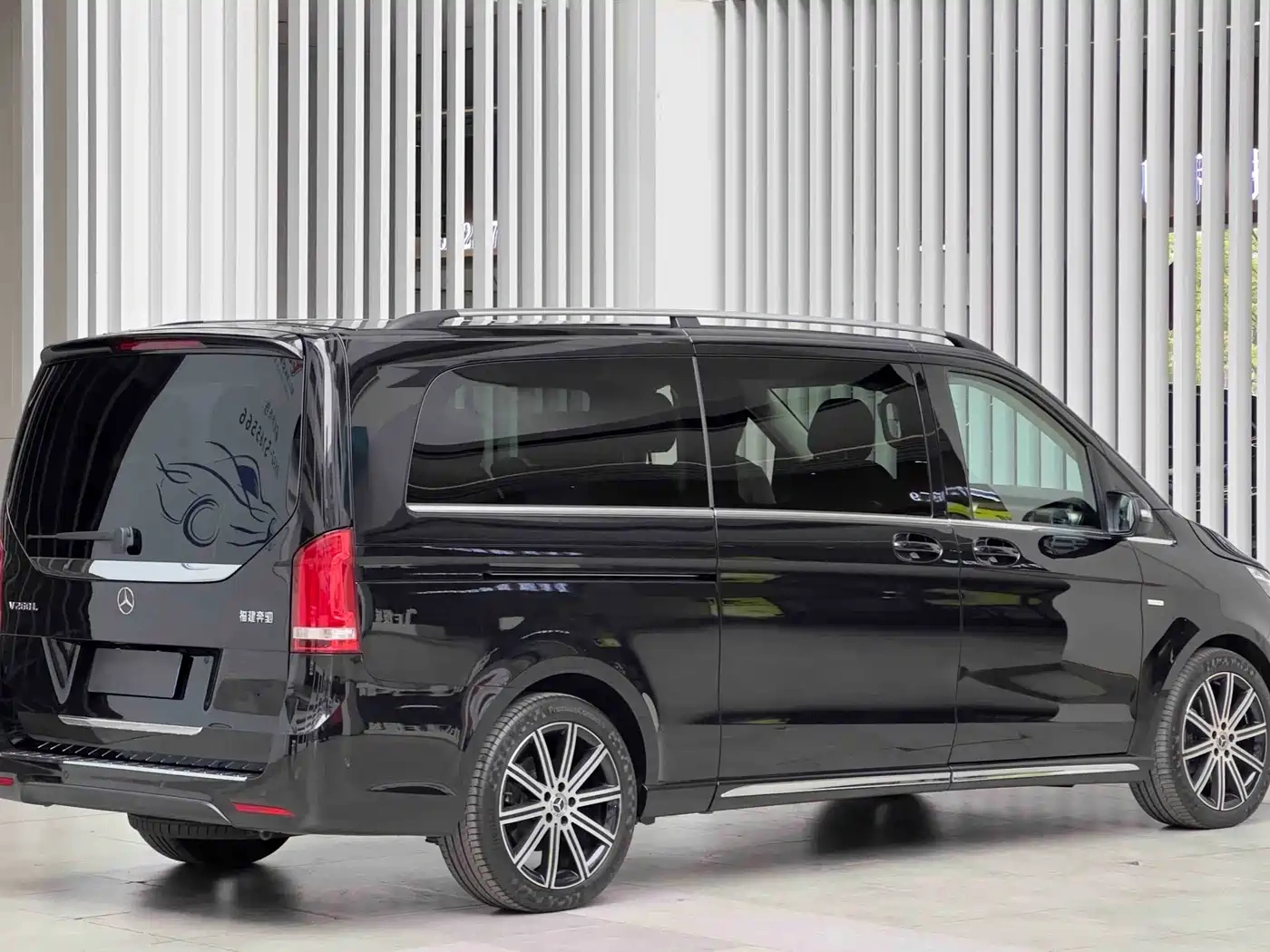 Mercedes-Benz Mercedes-Benz V-Class 2022 V 260 L Long Wheelbase Luxury Edition