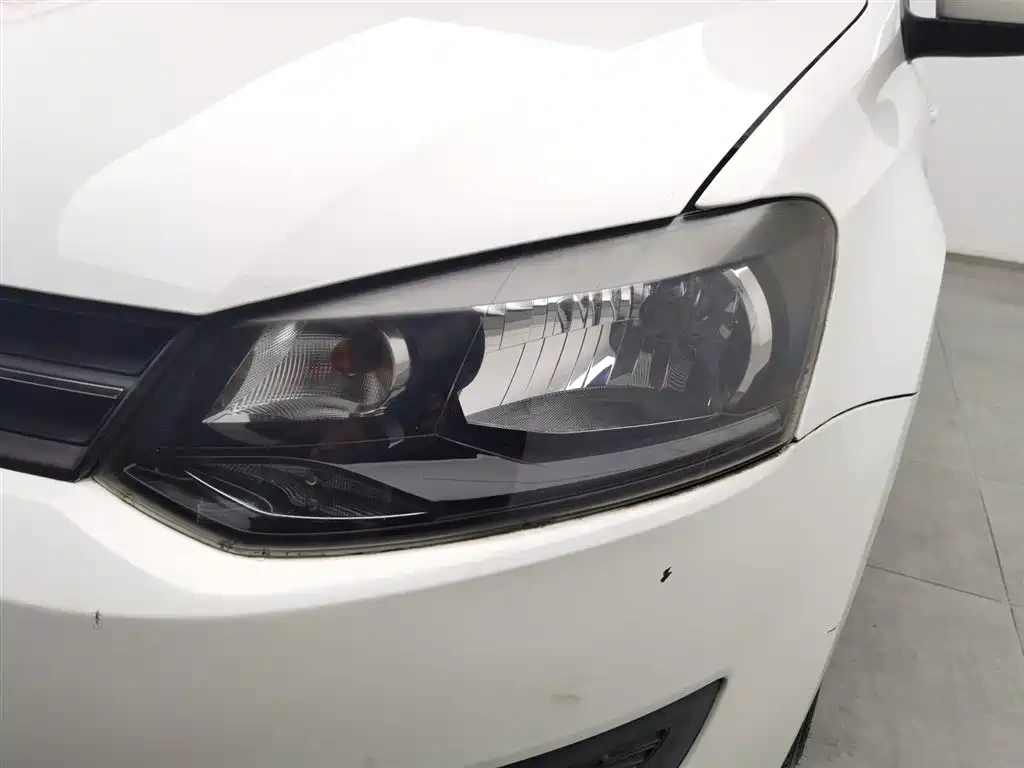 Volkswagen Polo 2011 1.4L Manual Joy Edition