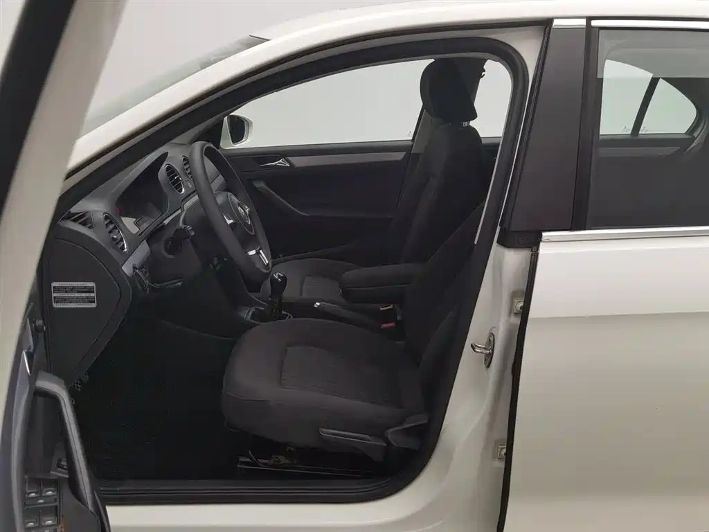 Volkswagen Jetta 2015 Value Edition 1.6L Manual Comfort