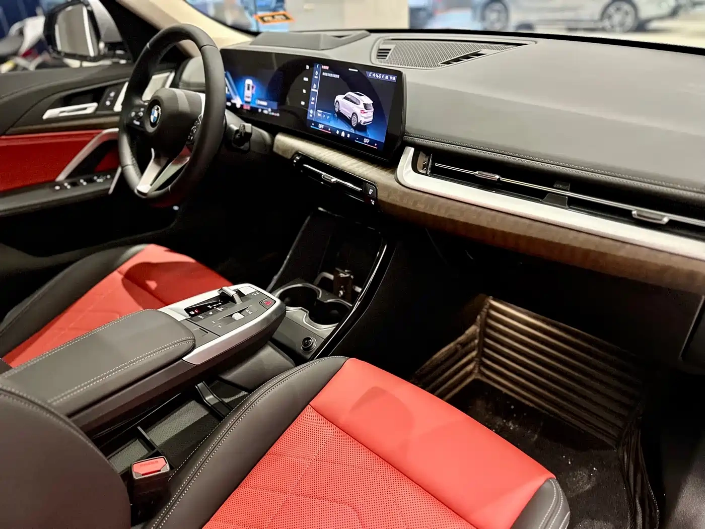 BMW BMW X1 2025 xDrive25Li X Design Package