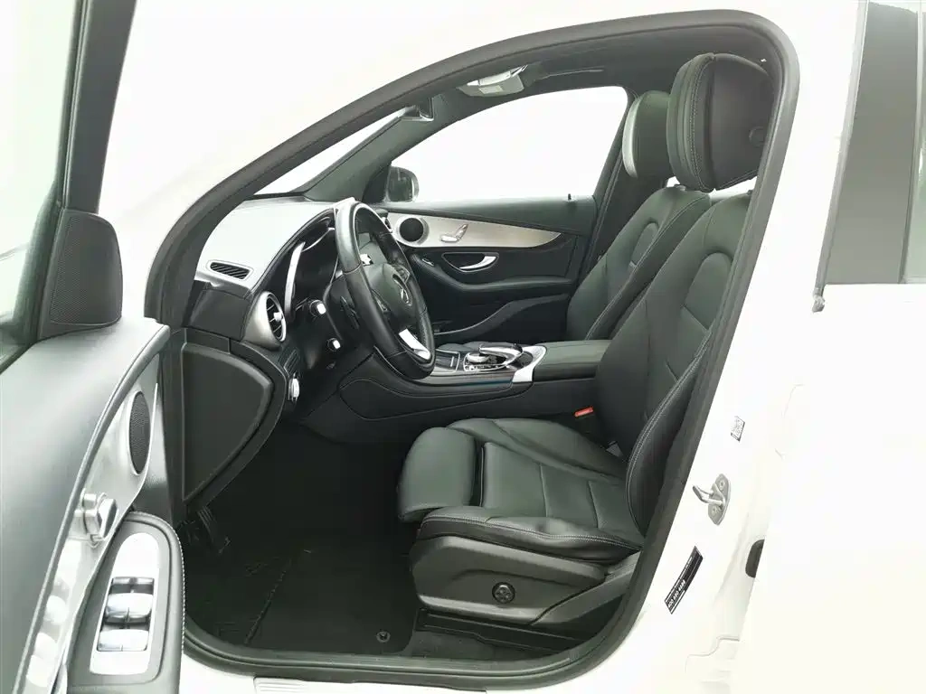 Mercedes-Benz Mercedes-Benz GLC 2019 Model GLC 200 L 4MATIC
