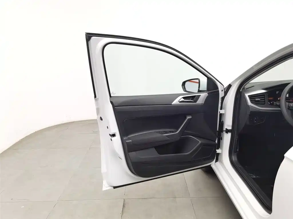 Volkswagen Polo 2023 Facelift Plus 1.5L Auto Joyful Living Edition