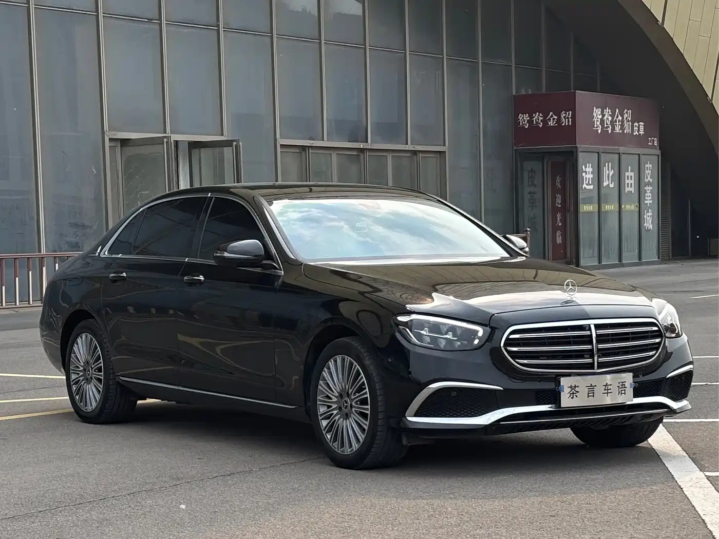 Mercedes-Benz Mercedes-Benz E-Class 2022 Facelift E 300 L Luxury Style
