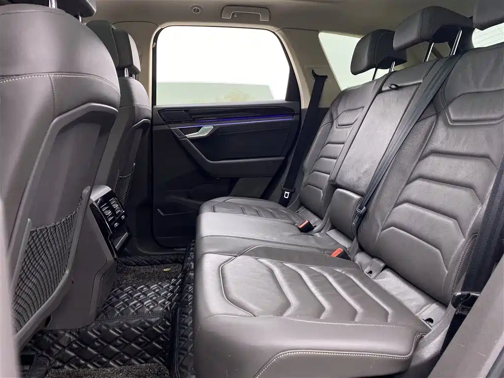 Volkswagen Touareg 2022 3.0TSI Rui Xiang Edition Classic Sport Package