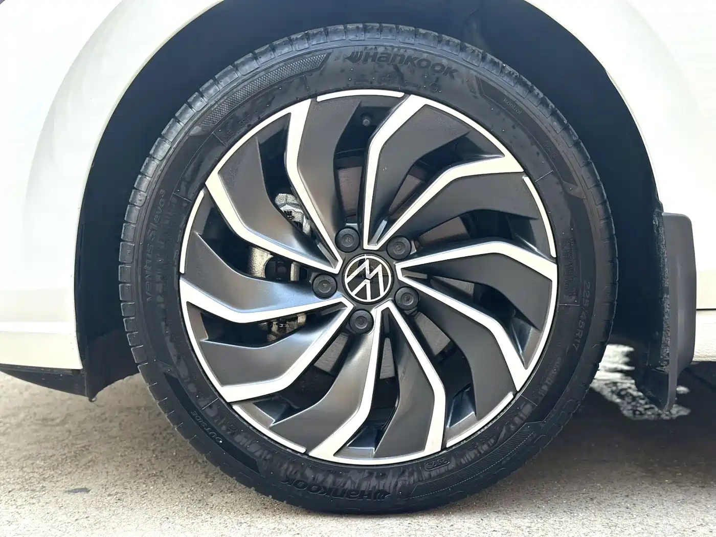 Volkswagen Golf 2023 Facelift 280TSI DSG Pro