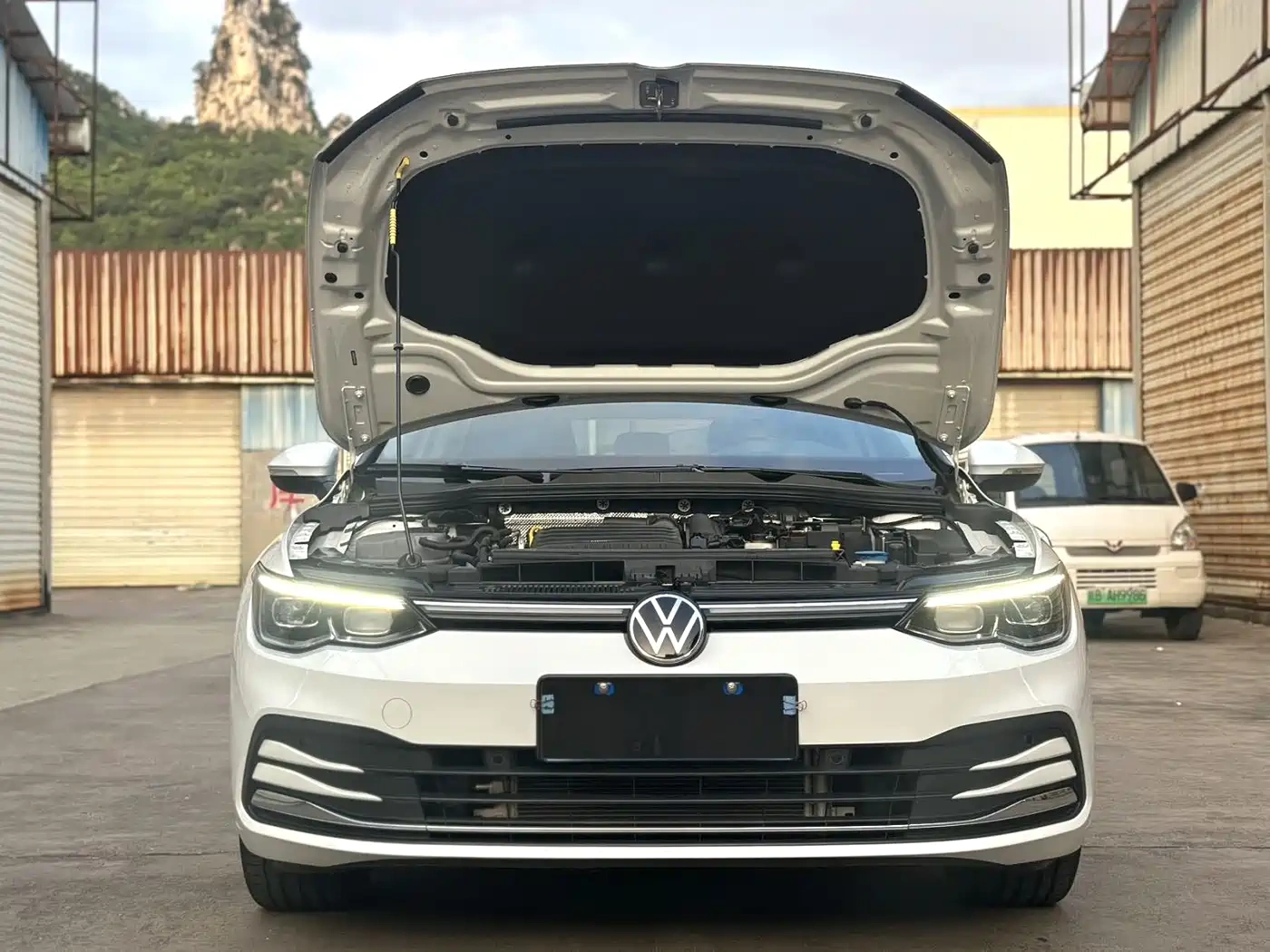 Volkswagen Golf 2023 Facelift 280TSI DSG Pro