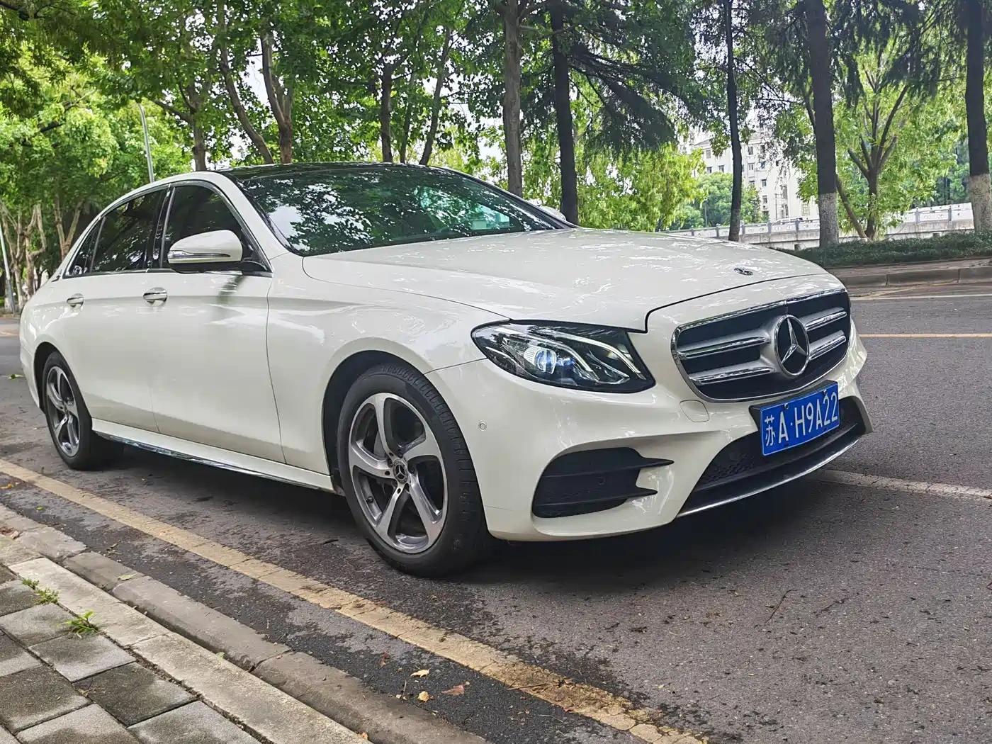 Mercedes-Benz Mercedes-Benz E-Class 2019 Facelift E 300 L Sport Fashion