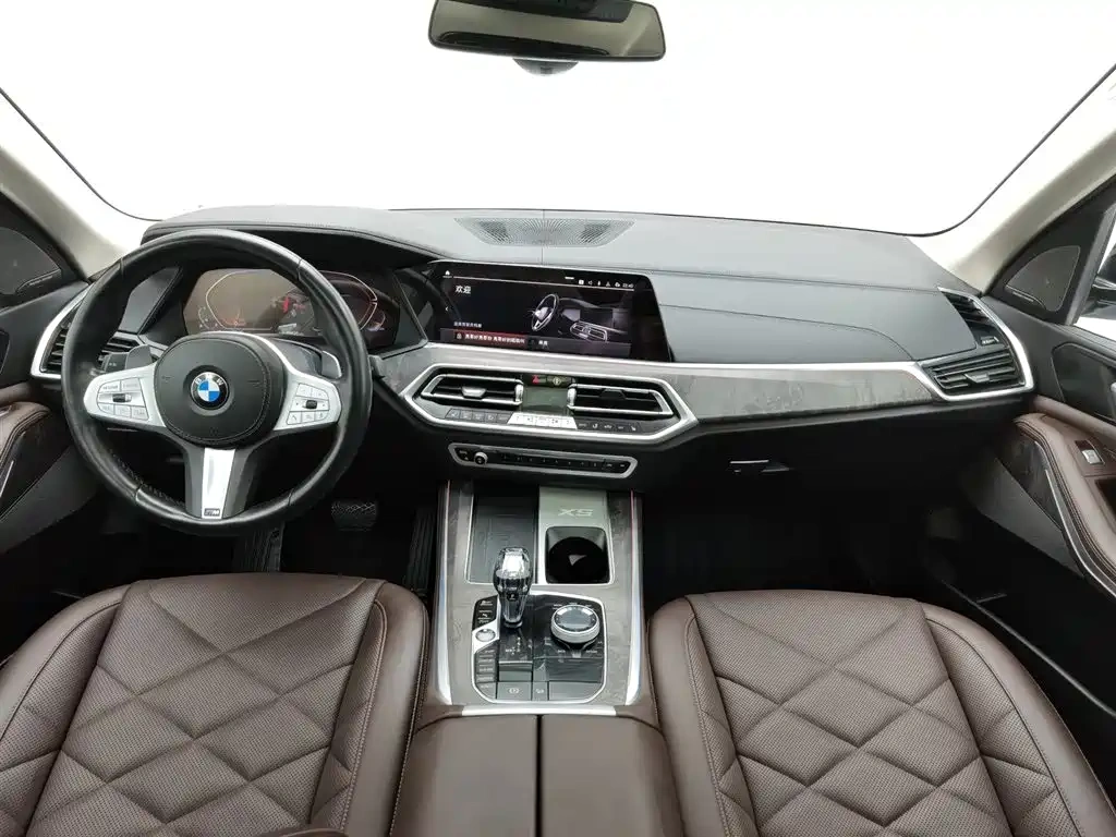 BMW BMW X5 2022 xDrive 30Li M Sport Package