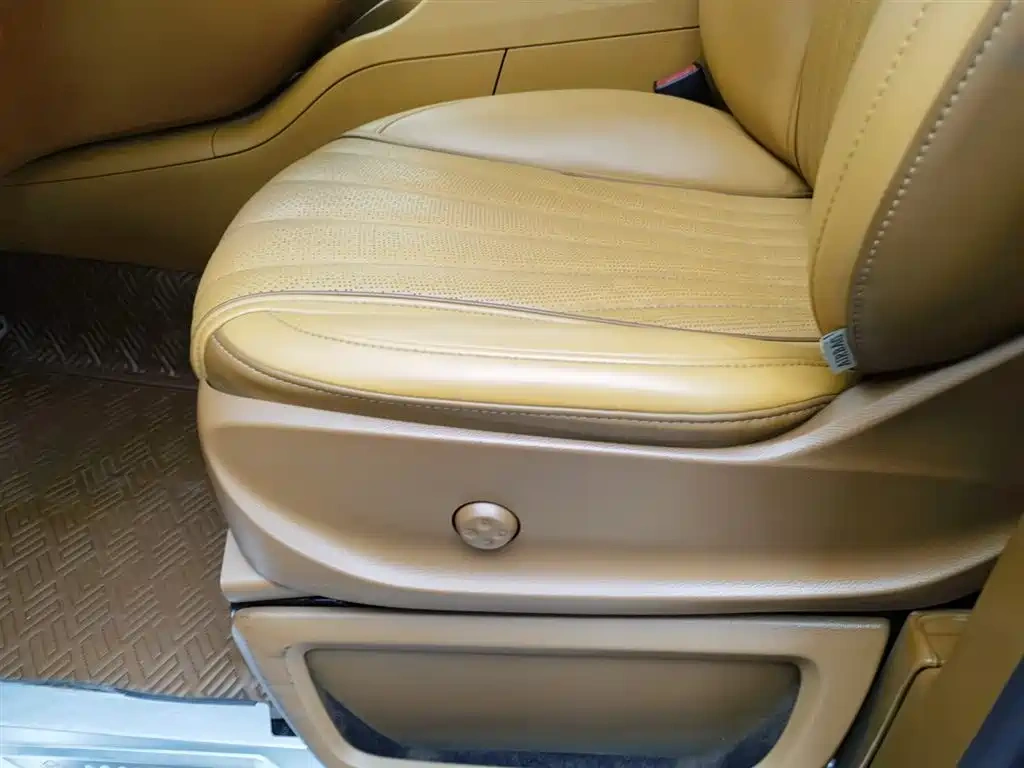 Mercedes-Benz Mercedes-Benz V-Class 2021 V 260 L Long Wheelbase Luxury Edition