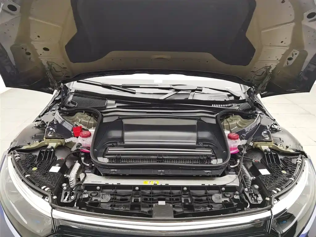 Mercedes-Benz Mercedes-Benz EQS 2022 Model Year Facelift 450+ Luxury Edition