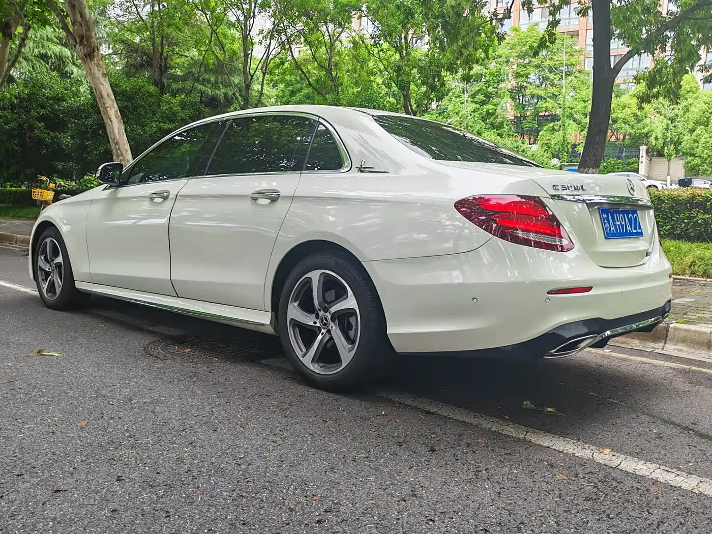 Mercedes-Benz Mercedes-Benz E-Class 2019 Facelift E 300 L Sport Fashion
