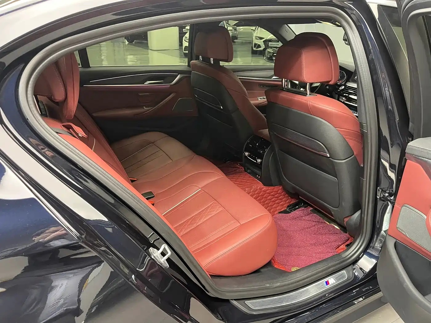 BMW BMW 5 Series 2022 530Li Exclusive M Sport Package