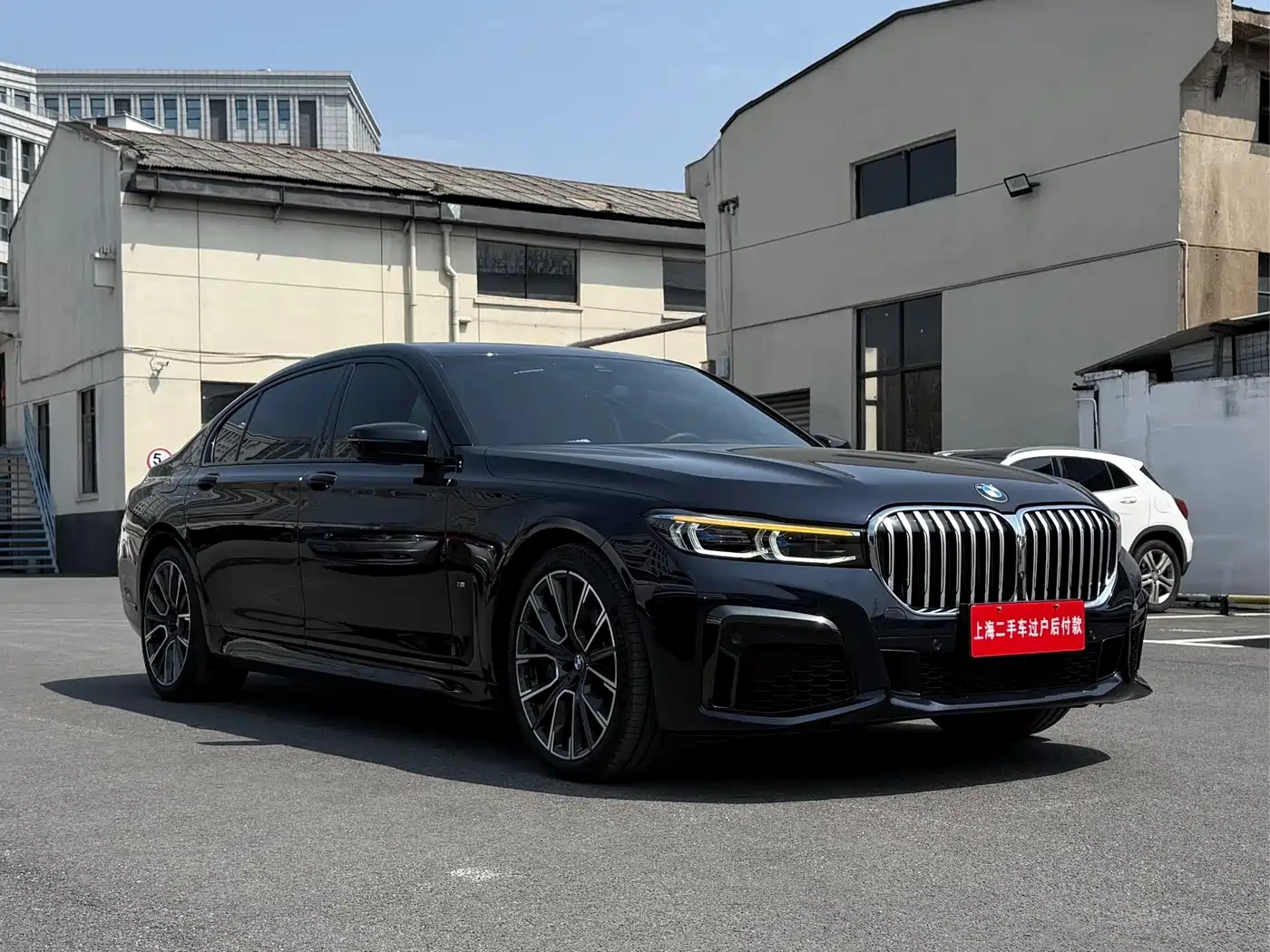 BMW BMW 7 Series 2022 740Li Exclusive M Sport Package