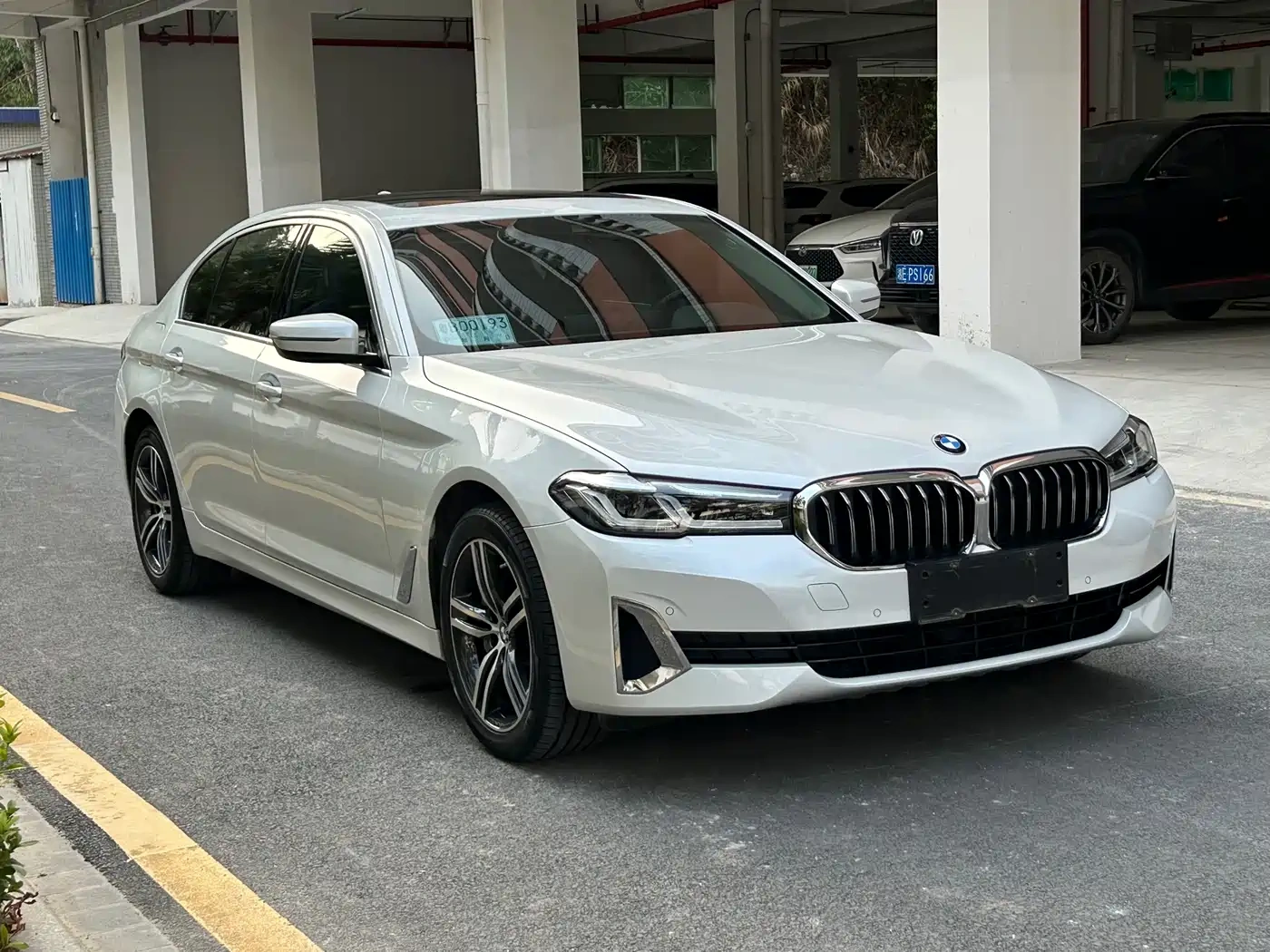 BMW BMW 5 Series 2021 530Li Leading Luxury Package