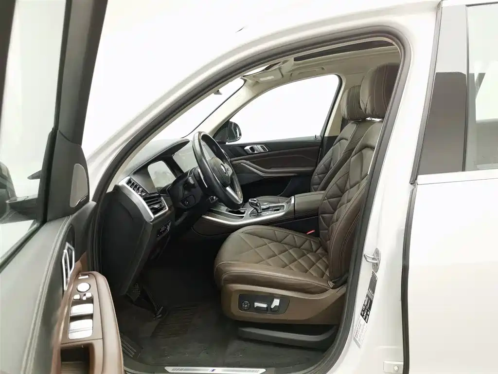 BMW BMW X5 2022 xDrive 30Li M Sport Package
