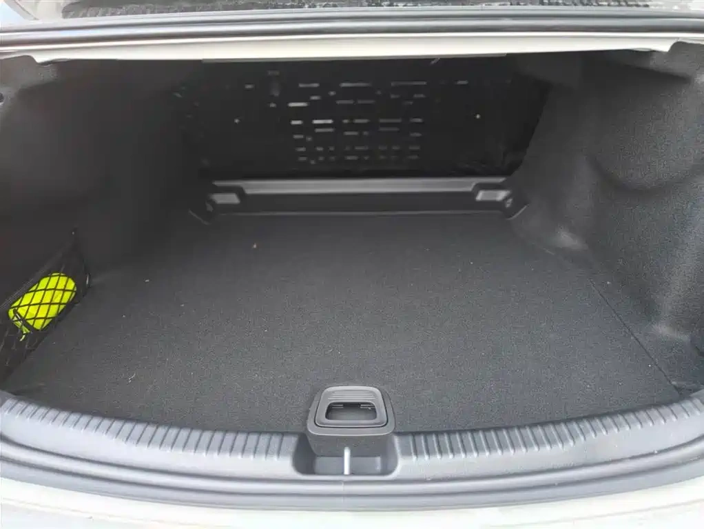 Mercedes-Benz Mercedes-Benz C-Class 2025 C 260 L Night Sport Edition