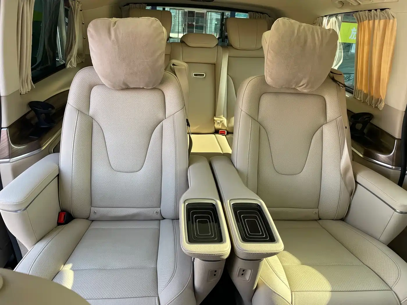 Mercedes-Benz Mercedes-Benz V-Class 2022 V 260 Prestige Edition