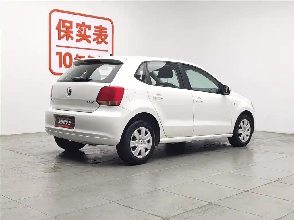 Volkswagen Polo 2011 1.4L Manual Joy Edition
