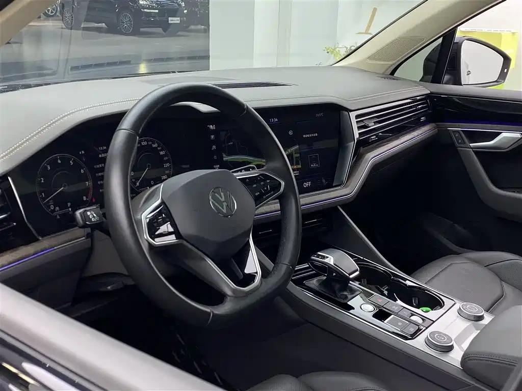 Volkswagen Touareg 2022 3.0TSI Rui Xiang Edition Classic Sport Package