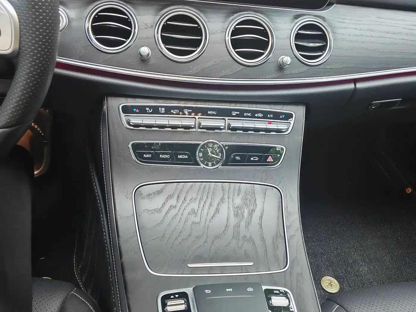 Mercedes-Benz Mercedes-Benz E-Class 2019 Facelift E 300 L Sport Fashion