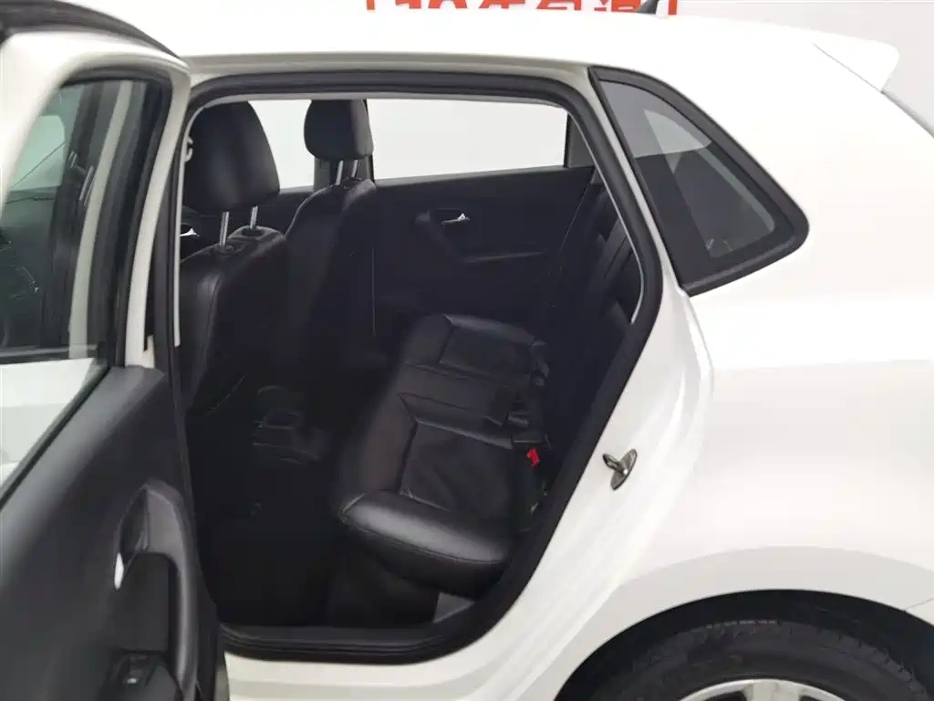 Volkswagen Polo 2011 1.4L Manual Joy Edition