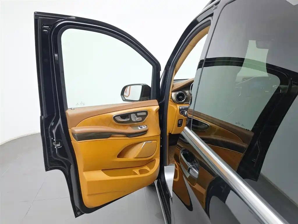 Mercedes-Benz Mercedes-Benz V-Class 2021 V 260 L Long Wheelbase Luxury Edition