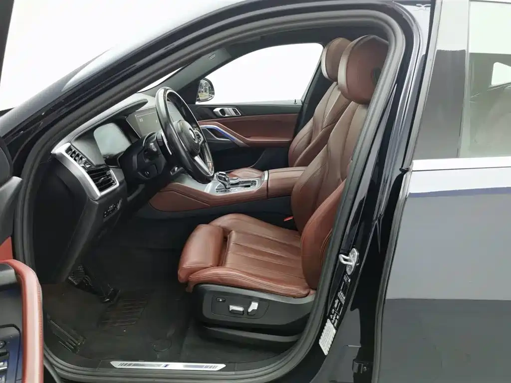 BMW BMW X6 2021 xDrive30i M Sport Package