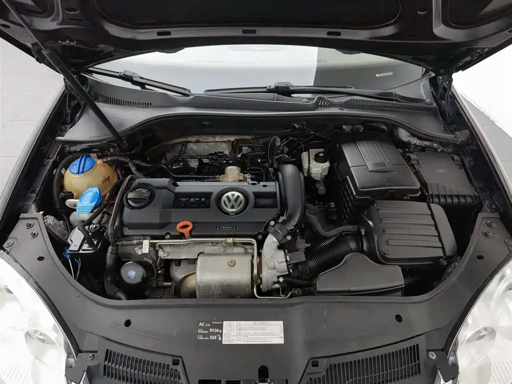 Volkswagen Sagitar 2010 Model 1.4TSI Automatic Technology Edition