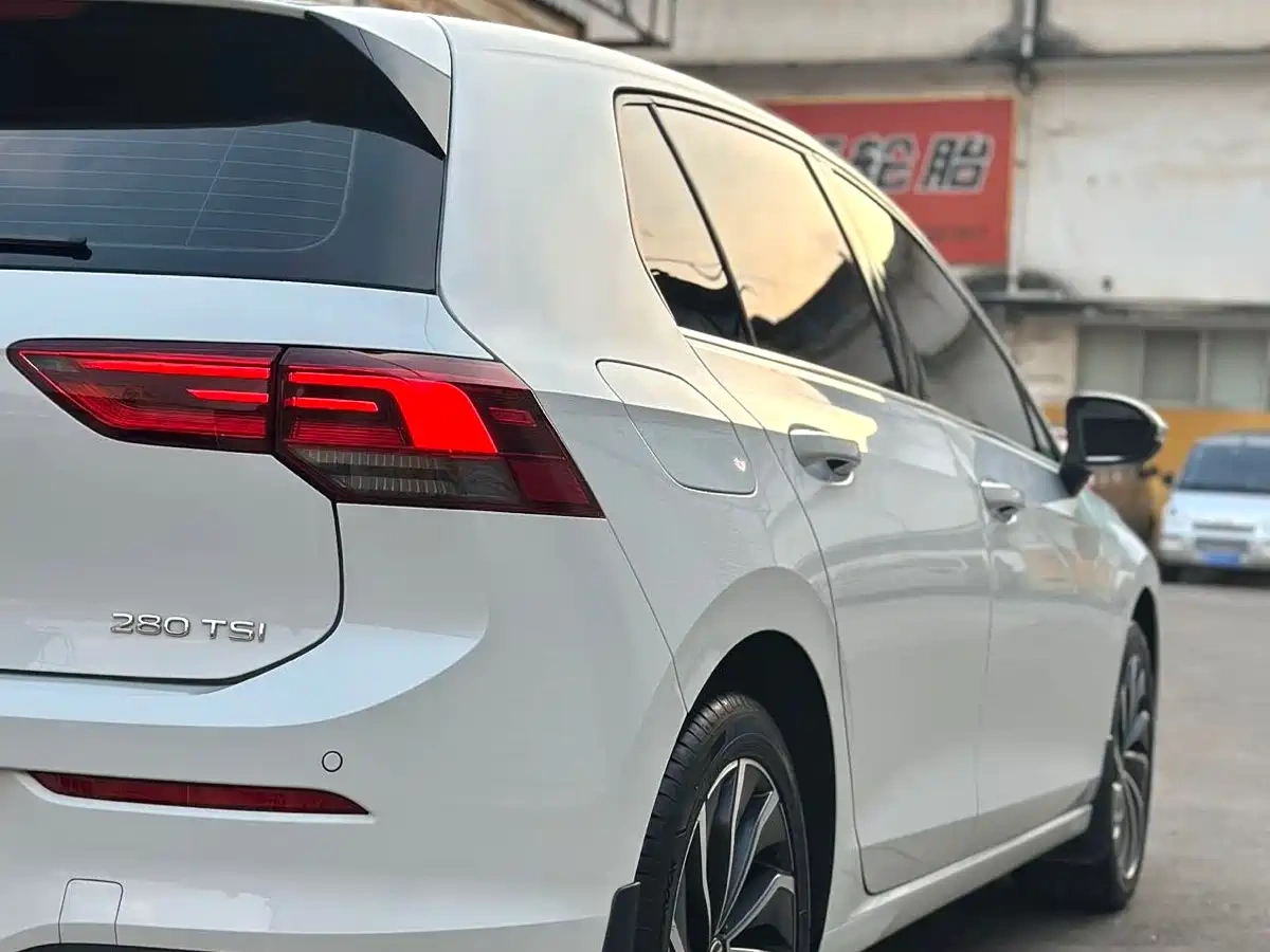 Volkswagen Golf 2023 Facelift 280TSI DSG Pro